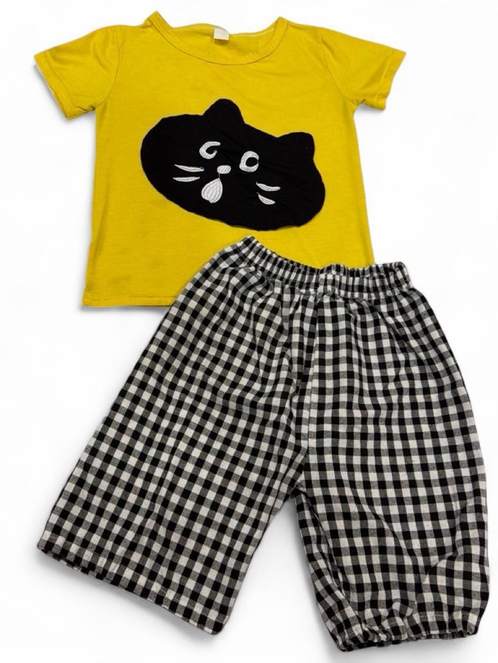Kids Yellow Cat Graphic Pajama Set 4/5 yrs old boys